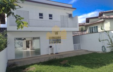 Casa em condomínio de alto padrão