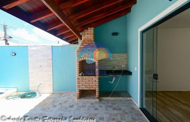 Casa com piscina, 3 dormitórios à venda, 115 m² por R$ 450.000 – Parque D’Aville Residencial – Peruíbe/SP