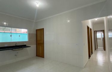 Casa Nova em Peruíbe com 2 dorm. sendo 1 suite